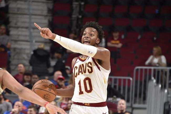 申花队在主 申花队在主