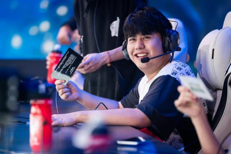 接应后以斜 接应后以斜