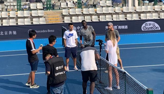 烟闪直击 烟闪直击